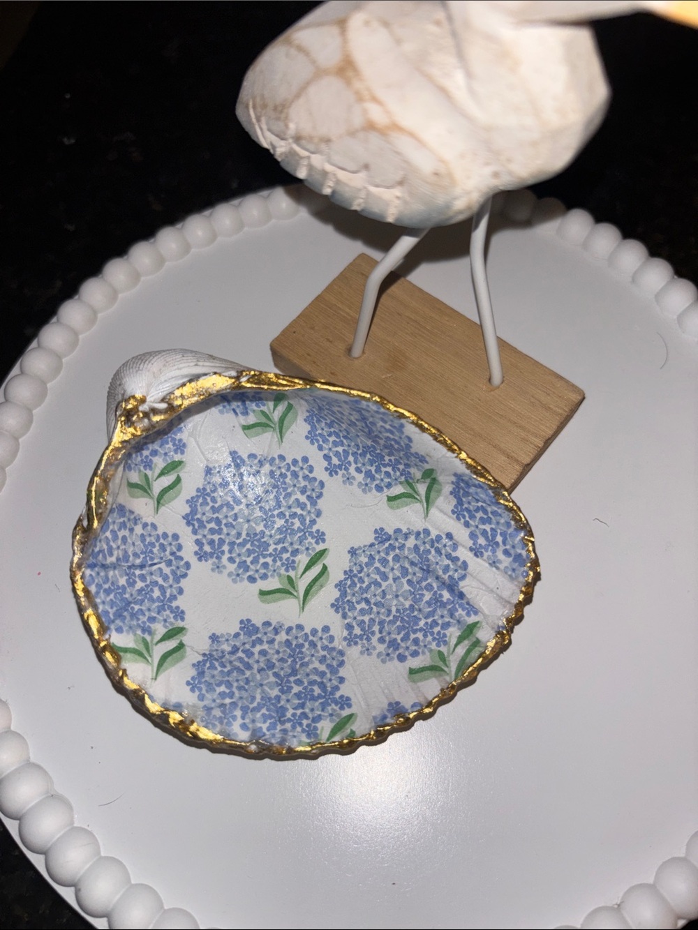 Blue Hydrangea Figure Eight Island Nc Shell Dish with Gold Trim